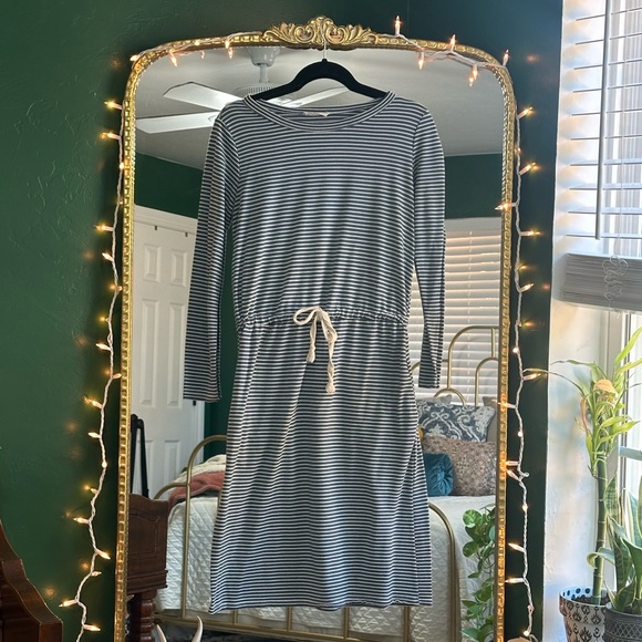 Dresses & Skirts - Blue And White Striped Dress